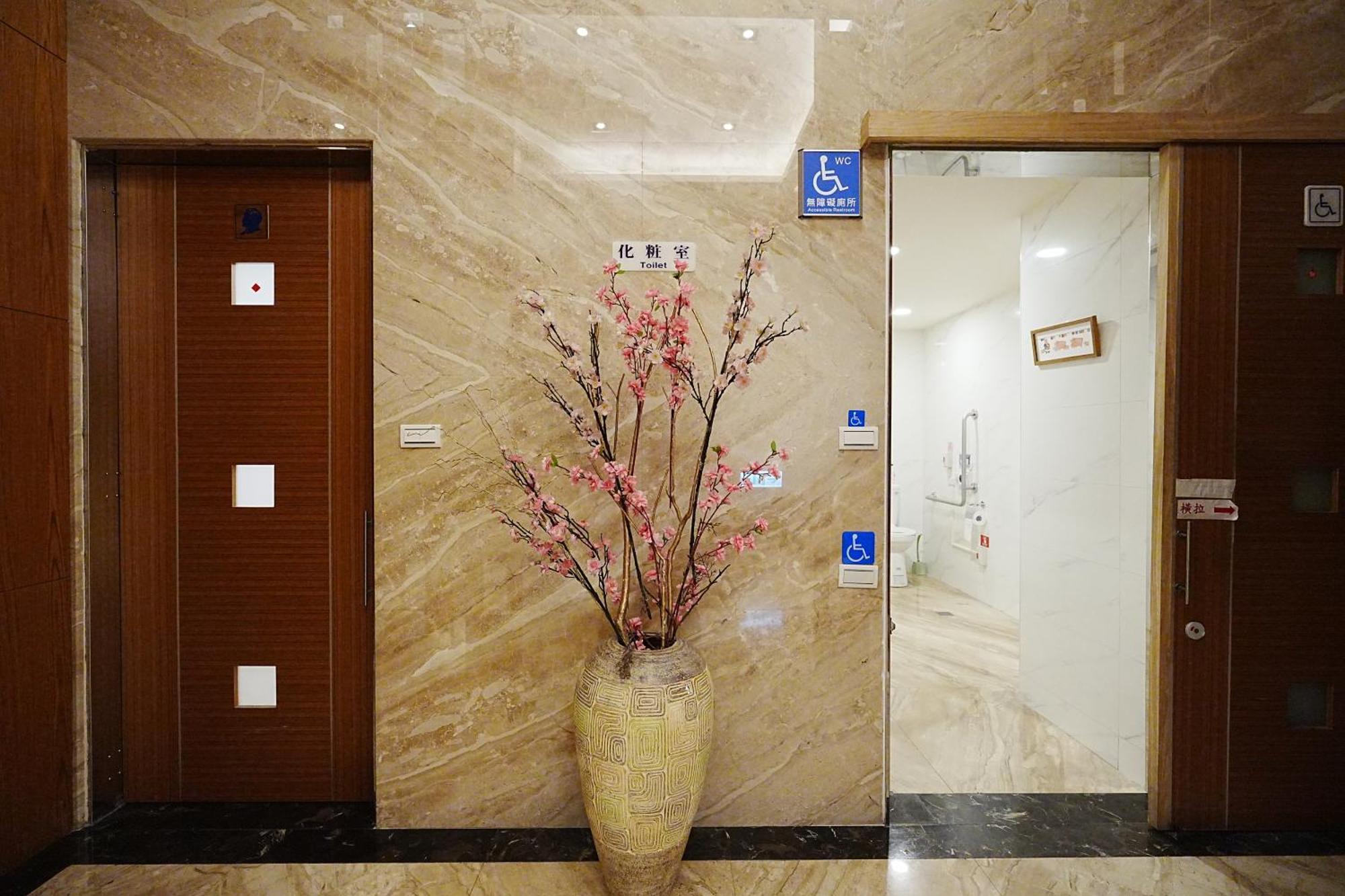 York Hotel Tajpej Kültér fotó